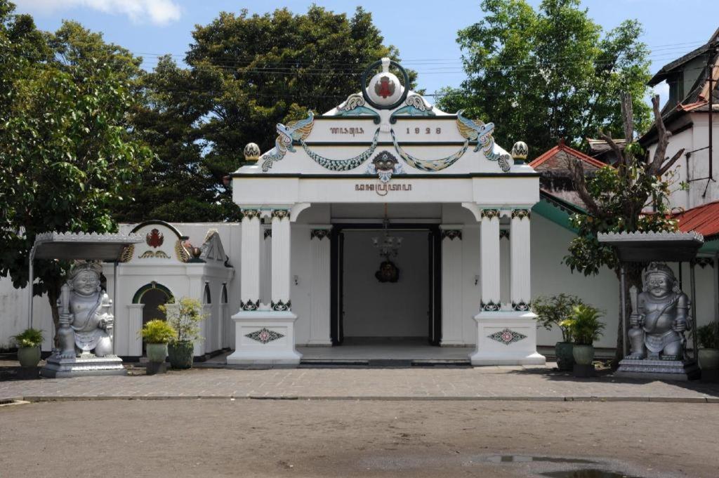 Wakeup Homestay Yogyakarta Kültér fotó